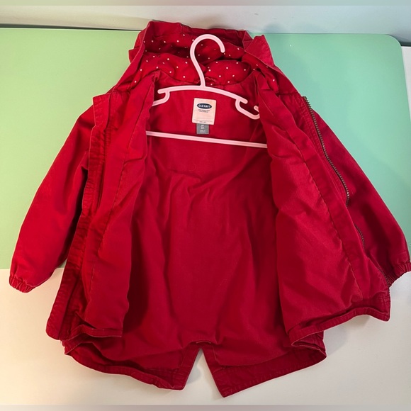 Old Navy Red Hooded Zipper Jacket, Toddler Girl Size 3T, Kid Fall/Spring Coats - Picture 8 of 10